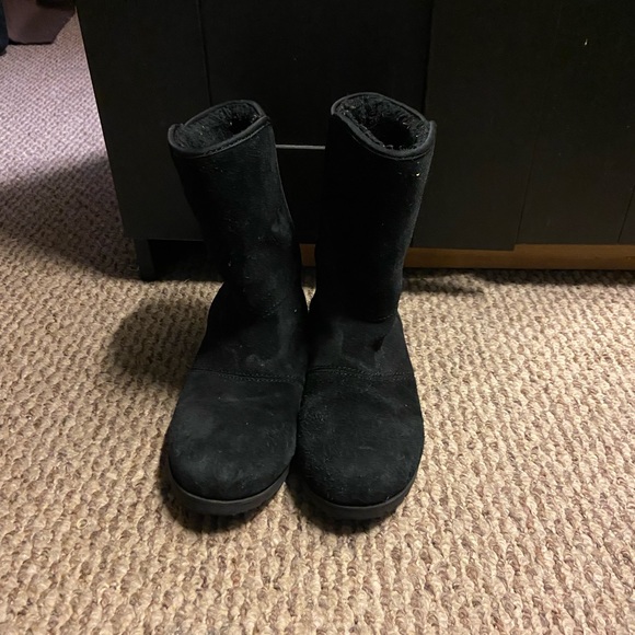 Mckinley black shoes size us 7 - Picture 1 of 5